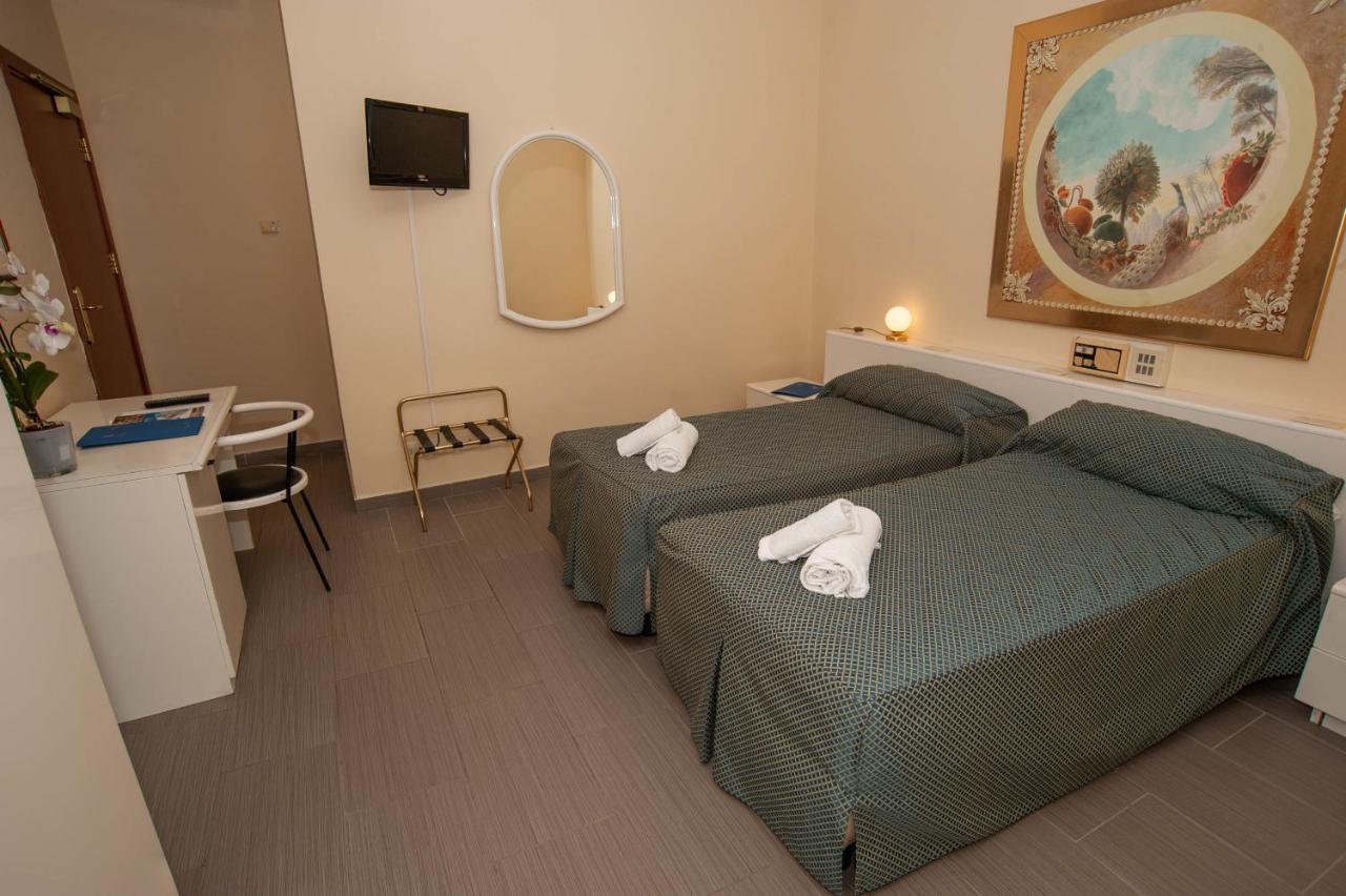 HOTEL POSTA Dépendance Chianciano Terme Bagian luar foto